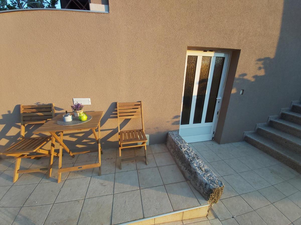 Studio Apartman Marko Porec Exterior photo